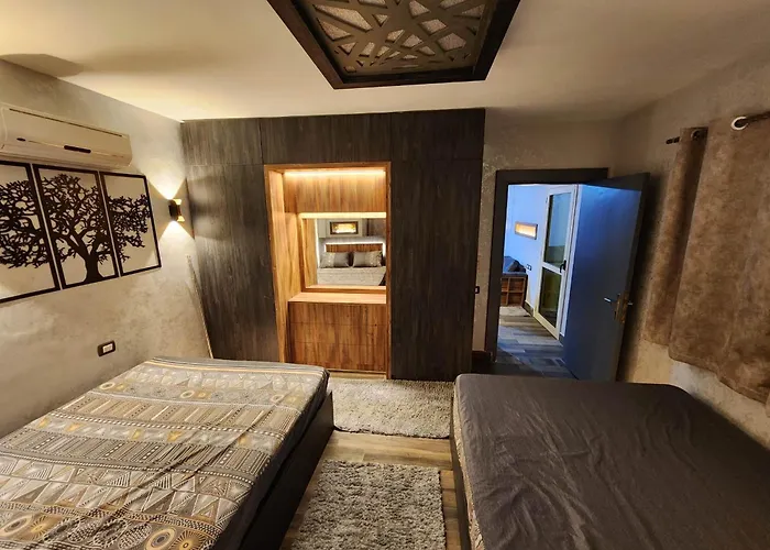 Luxury Poolside Retreat Elegant Within A Seafront Apartment Sharm El-Sheikh
